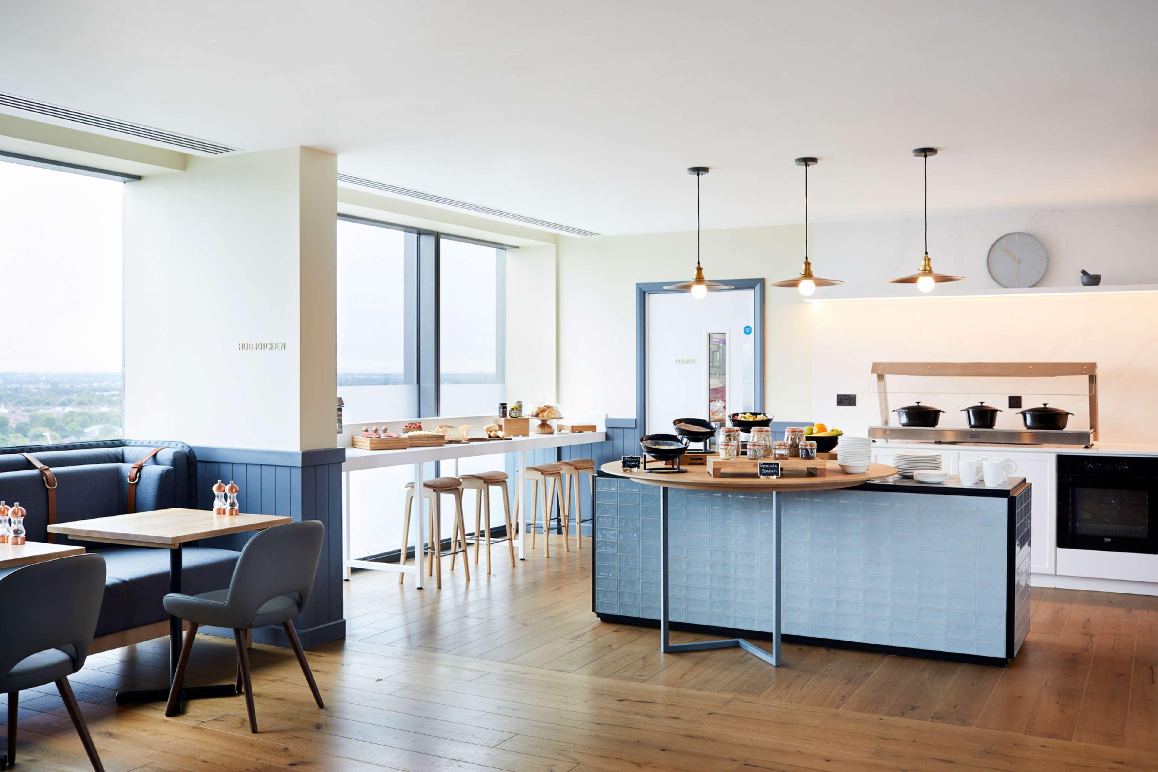 Hyatt House Manchester Bagian luar foto